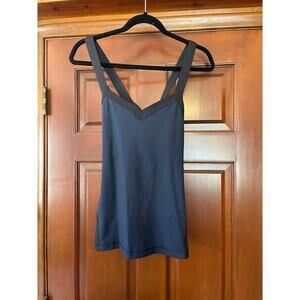 Lululemon tank top navy blue with black trim size 10